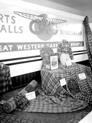 Great Western Garment Co. Display at Exhibition July 18, 1947 Bl. 1364/1 Photographer: Alfred Blyth